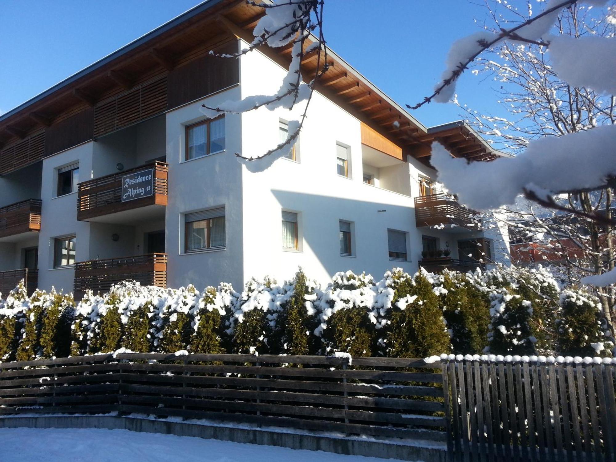 Alping Apartments Brunico Luaran gambar