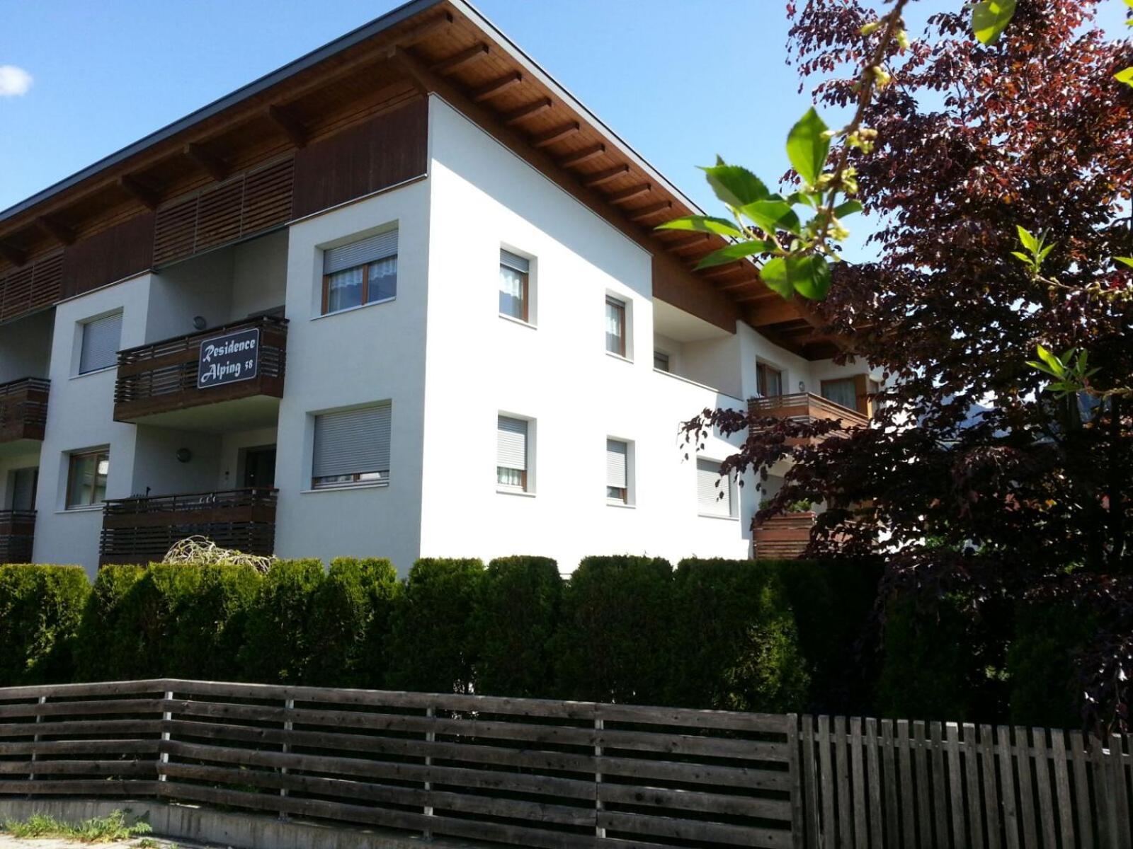 Alping Apartments Brunico Luaran gambar