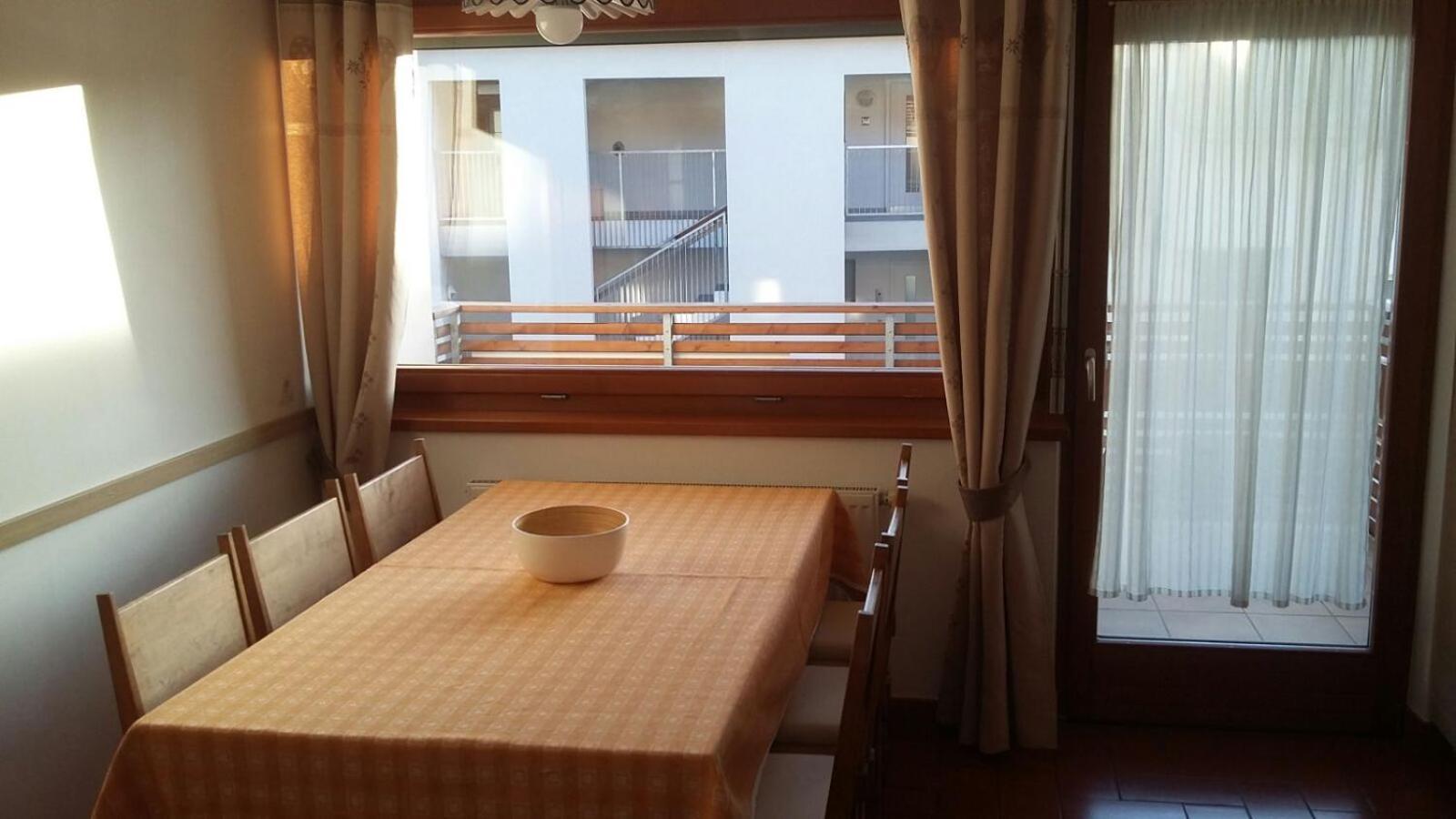 Alping Apartments Brunico Luaran gambar